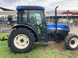 New Holland T4050F FWA/4WD Tractor - picture2' - Click to enlarge