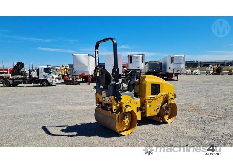 Used CAT CB2 7 Double Drum Smooth Rollers in , Listed on Machines4u