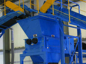 SSI Dual-Shear M120 Two Shaft Shredder - picture0' - Click to enlarge