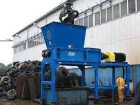 SSI Dual-Shear M120 Two Shaft Shredder - picture2' - Click to enlarge