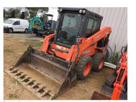 Kubota SSV65 Skid Steer Loader - picture2' - Click to enlarge