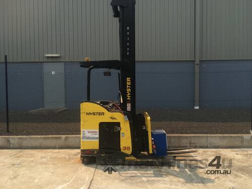 1.59T Battery Electric Stand Up Reach Truck