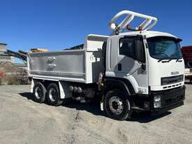 ISUZU FXZ1500 TIPPER TRUCK  - picture0' - Click to enlarge