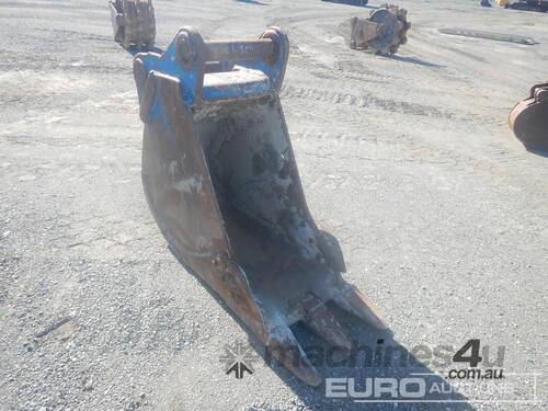 575mm Trench Bucket, Centers 480mm, Ears 420mm, Pins 100mm