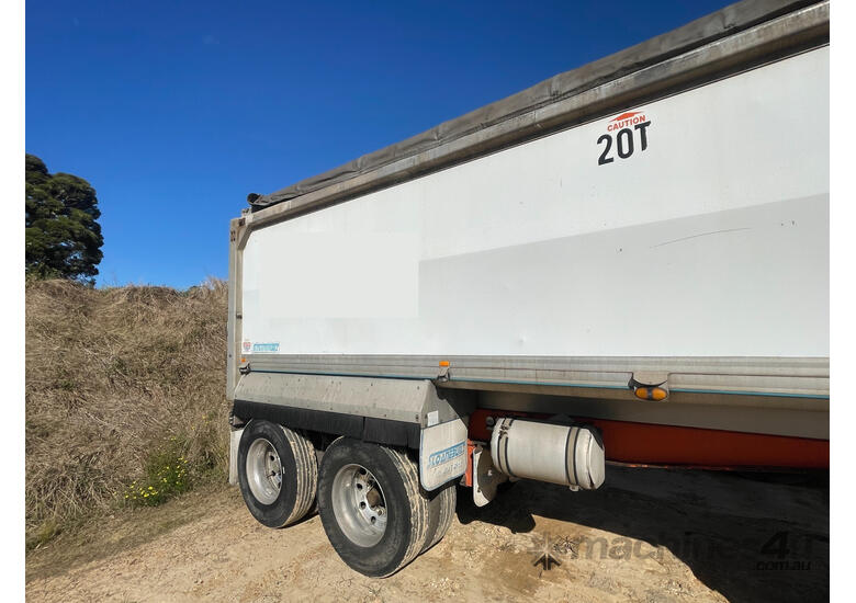 Buy Used sloanebuilt Sloanebuilt Dog Tipper Trailer Tipping Trailers in