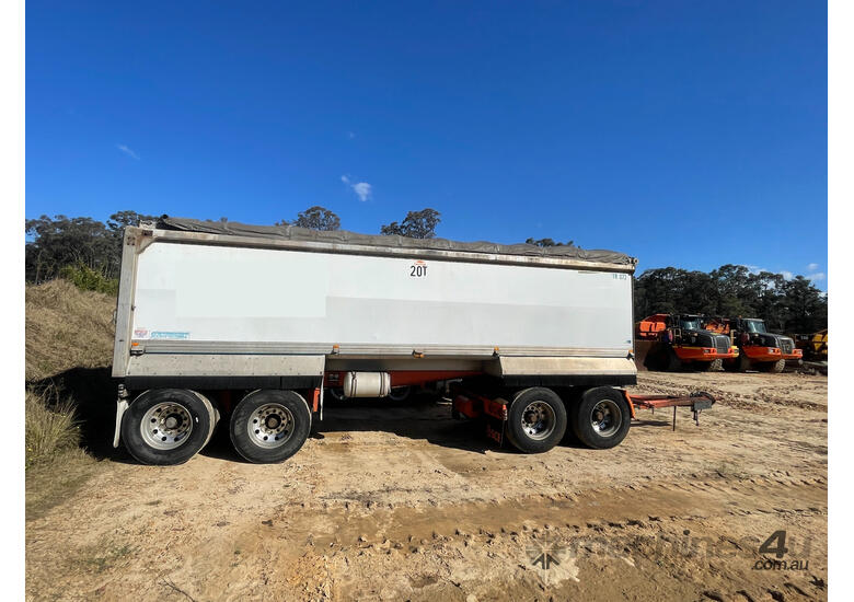 Buy Used sloanebuilt Sloanebuilt Dog Tipper Trailer Tipping Trailers in