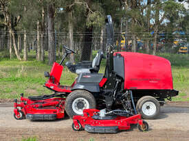 Toro GroundsMaster 4000 D Wide Area mower Lawn Equipment - picture0' - Click to enlarge