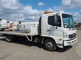 Hino FD1J - picture0' - Click to enlarge