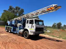 1993 AC-CO Truck w Cal-weld/ EDS foundation drill - picture0' - Click to enlarge