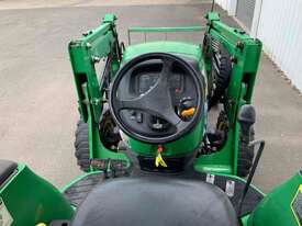 John Deere 4720 Tractor - picture2' - Click to enlarge