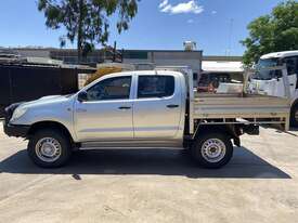 Toyota KUN26R Hilux - picture2' - Click to enlarge