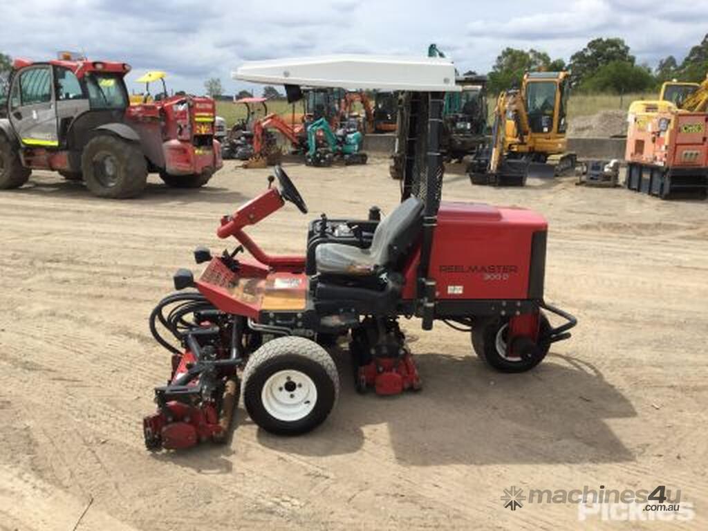 Used toro REELMASTER 3100D Ride On Mowers in MILPERRA, NSW