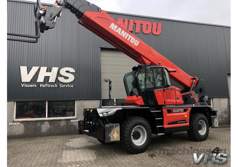 caption Manitou MRT-X 3570 ES Rotating Telehandler 211 HP