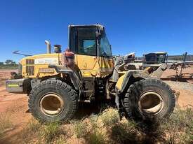 Komatsu WA250 Wheel Loader - picture0' - Click to enlarge