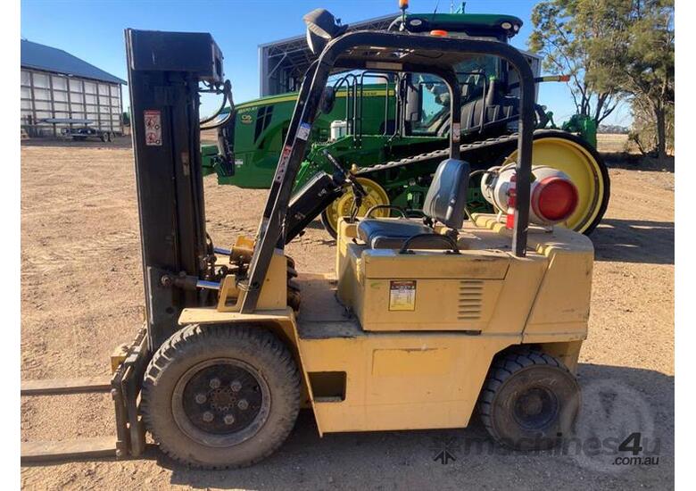 Used Caterpillar Caterpillar V50D Petrol Counterbalance Forklifts In ...