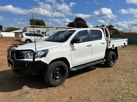 2017 TOYOTA HILUX SR UTE - picture1' - Click to enlarge