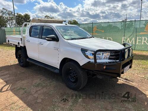 2017 TOYOTA HILUX SR UTE