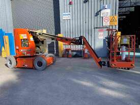 Used JLG 30ft Electric Knuckle Boom Lift - New Batteries fitted - picture2' - Click to enlarge