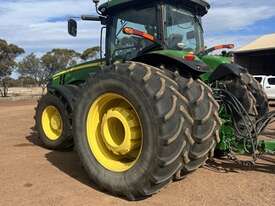 2015 John Deere 8320R Row Crop Tractors - picture2' - Click to enlarge