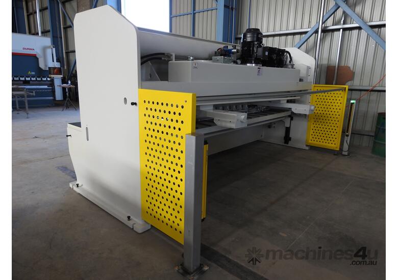caption Accurshear HD Production Guillotine 6mm x 4m