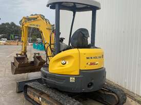 New Holland/Kobelco E35SR mini excavator for sale - picture0' - Click to enlarge