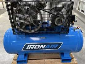 IRON AIR Compressor, in excellent condition - picture1' - Click to enlarge