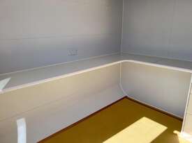 Unused 3M Open Plan Pod - picture1' - Click to enlarge