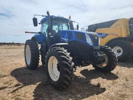 2018 New Holland T8.320 Tractor - picture0' - Click to enlarge