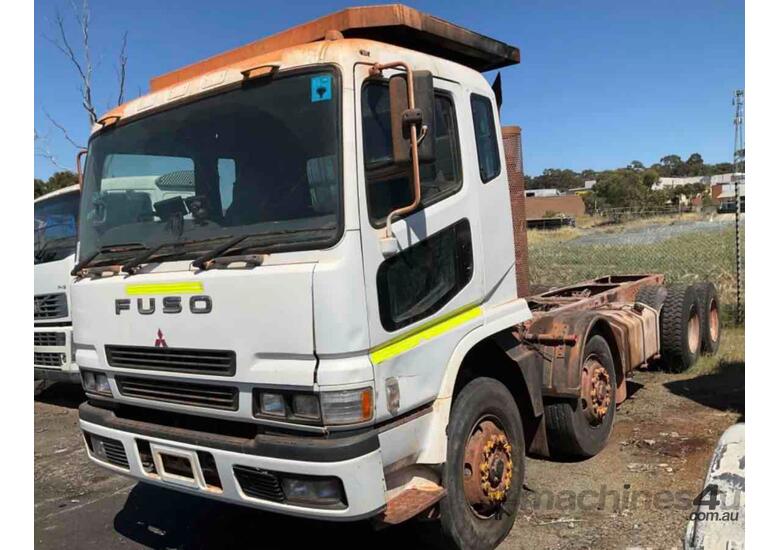 caption Fuso FS500 8x4 Cab Chassis
