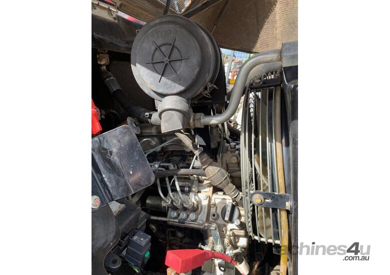 caption ASV RT-30 Multi-Terrain Skid Steer Loader