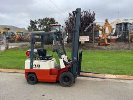 Forklift Nissan PJ01A18U 1.8 Tonne 4004 hours Side Shift Gas - picture0' - Click to enlarge