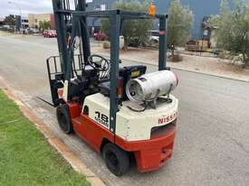 Forklift Nissan PJ01A18U 1.8 Tonne 4004 hours Side Shift Gas - picture2' - Click to enlarge