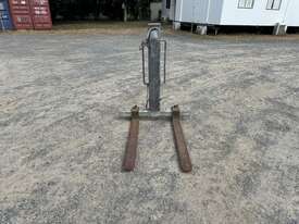 East West Engineering Fork Attachment - picture0' - Click to enlarge