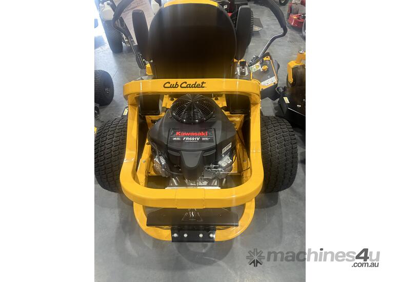 Valley Outdoors Group Cub Cadet ZT2 54