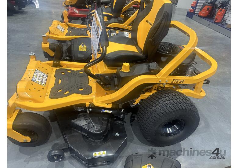 Valley Outdoors Group Cub Cadet ZT2 54