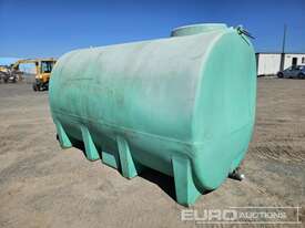 8000L Water Tank Fitted with Baffles - picture0' - Click to enlarge