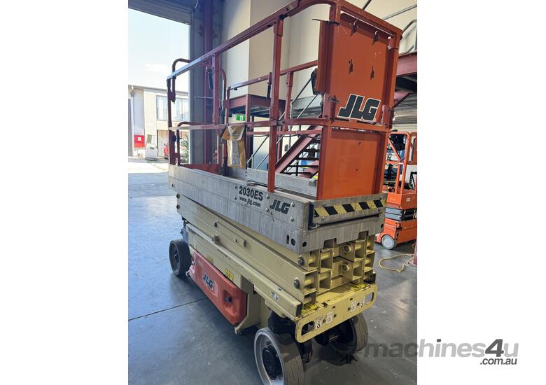 caption Refurbished JLG 2030ES 20ft Electric Scissor lift