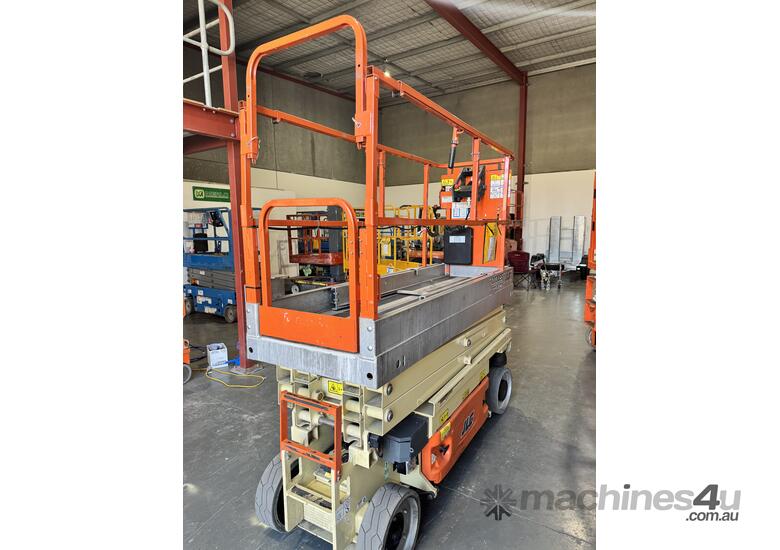 caption Refurbished JLG 2030ES 20ft Electric Scissor lift