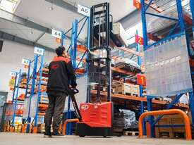 ES10-10ES SERIES ELECTRIC PALLET STACKER  1.2T LIGHT DUTY STACKER - picture1' - Click to enlarge