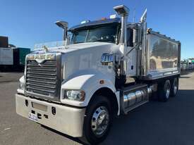 2020 Mack CMHR Trident Tipper - picture1' - Click to enlarge