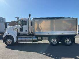 2020 Mack CMHR Trident Tipper - picture2' - Click to enlarge