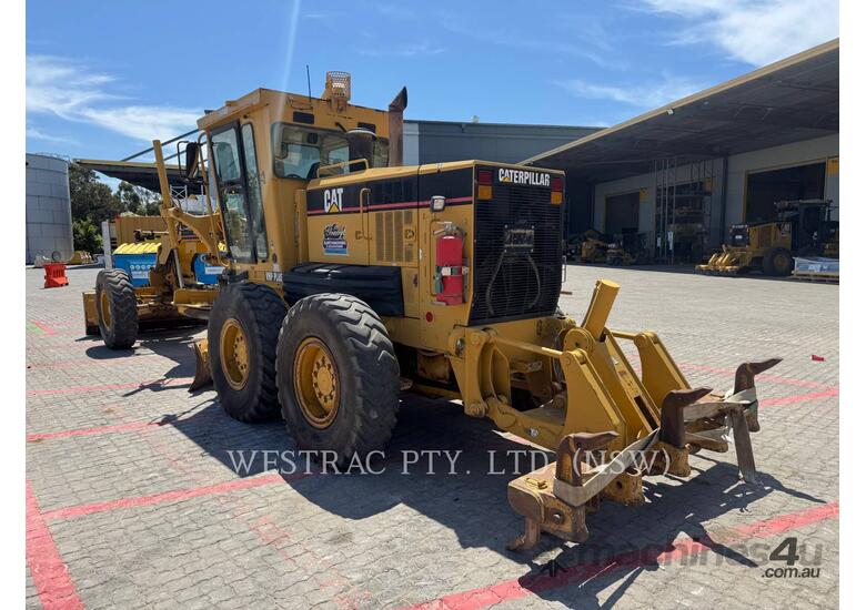caption CAT 12H Motor Graders