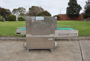 Commercial Kitchen Conveyor Glasswasher Dishwasher - Winterhalter STF Bavaria