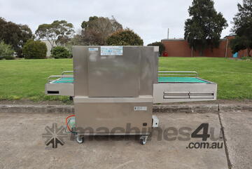 Commercial Kitchen Conveyor Glasswasher Dishwasher - Winterhalter STF Bavaria Commercial Kitchen Conveyor Glasswasher Dishwasher - Winterhalter STF Bavaria