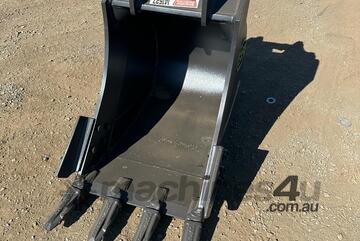 600mm GP/Digging Bucket - to Suit 10-17T Excavator