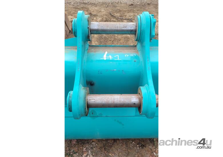 caption 900mm GP Bucket to suit 13-15T Excavator (1)