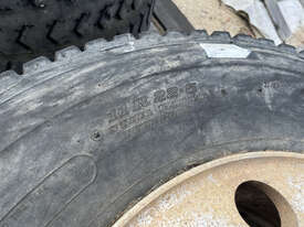 Qty of 2 x 11R22.5 Tyres on Rims - picture0' - Click to enlarge