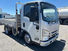 2016 Isuzu NLR 45-150 Table Top - picture0' - Click to enlarge