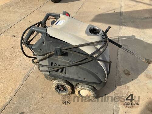 Hyper Pressure Cleaner  L1211