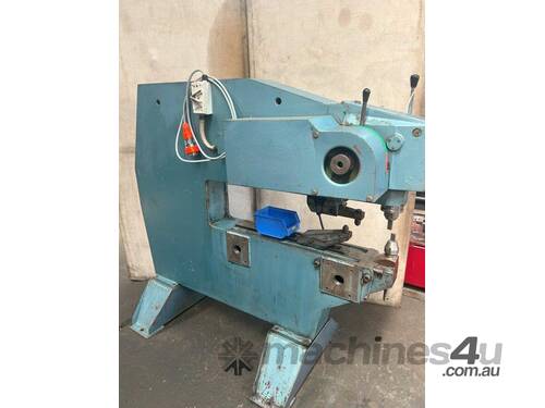 Pullmax P21S Nibbler Variable Speed